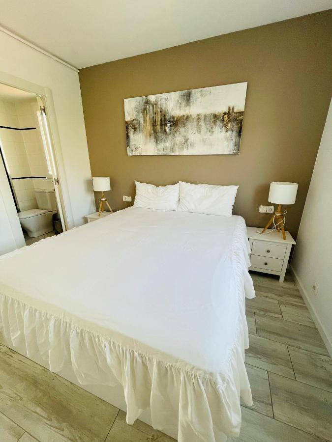 شقة La Marina2 Seaview With Amazing Terrace سيدجيس المظهر الخارجي الصورة